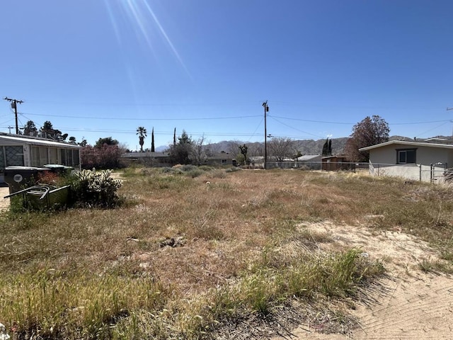 Listing photo 2 for 218 Church St, Yucca Valley CA 92284