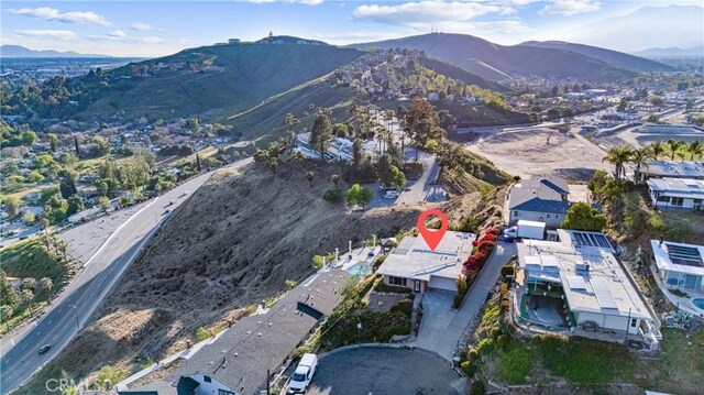 bird's eye view featuring a mountain view