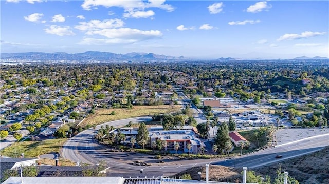 bird's eye view featuring a mountain view