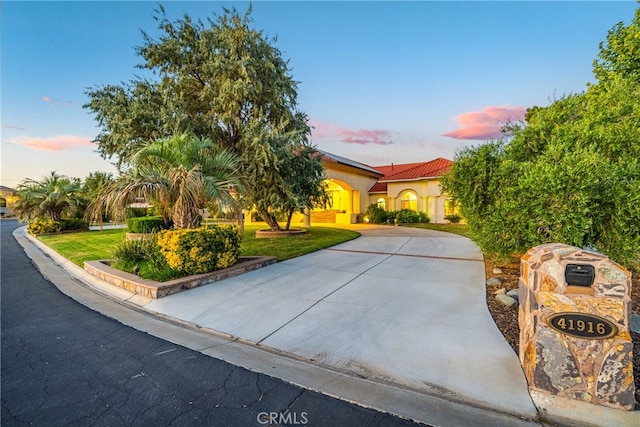 view of mediterranean / spanish-style home