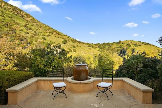 2835 Hermitage Rd, Ojai, CA 93023 - view of patio / terrace with a mountain view