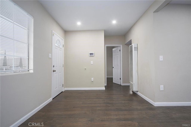 6454 Goleta Ave, Yucca Valley, CA 92284 - foyer featuring a heating unit, wood finished floors, recessed lighting, and baseboards