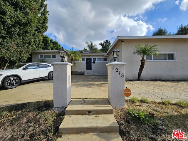 view of front of home