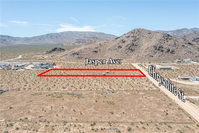 Listing photo 3 for 31515 Chrysolite Ave, Lucerne Valley CA 92356