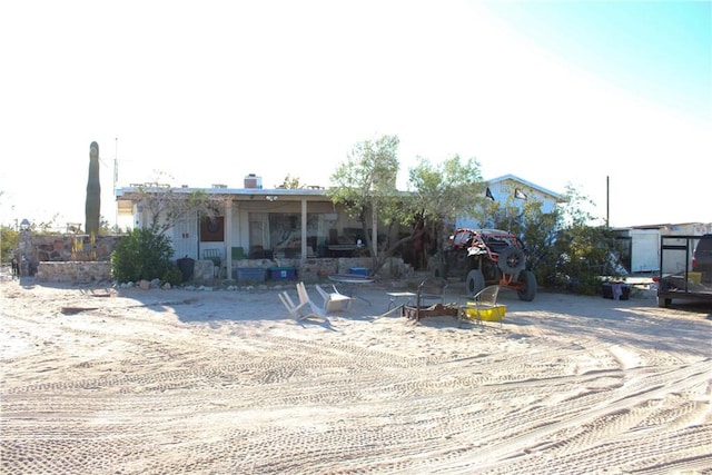 view of front of property