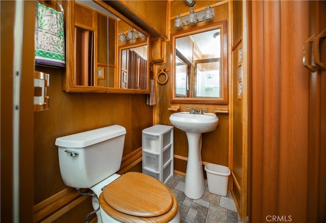 bathroom with toilet and sink