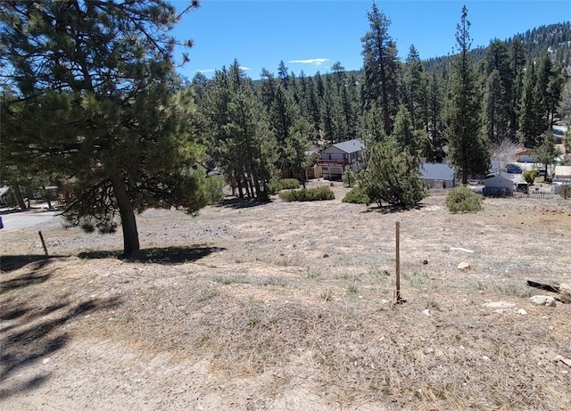 Listing photo 2 for 39243 Crest Ln, Big Bear Lake CA 92315