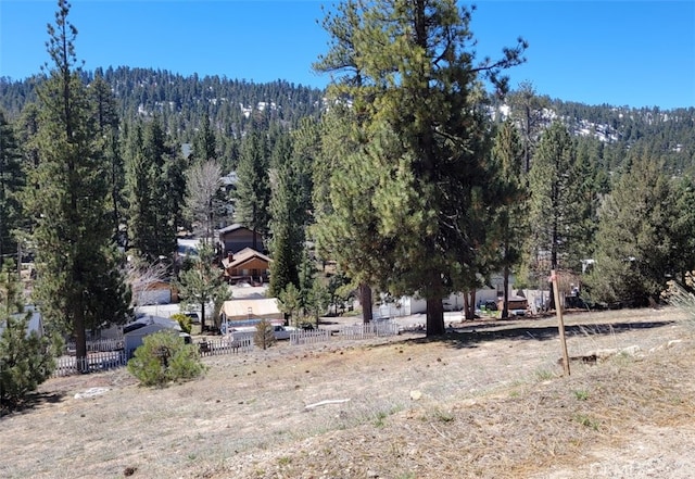 Listing photo 3 for 39243 Crest Ln, Big Bear Lake CA 92315