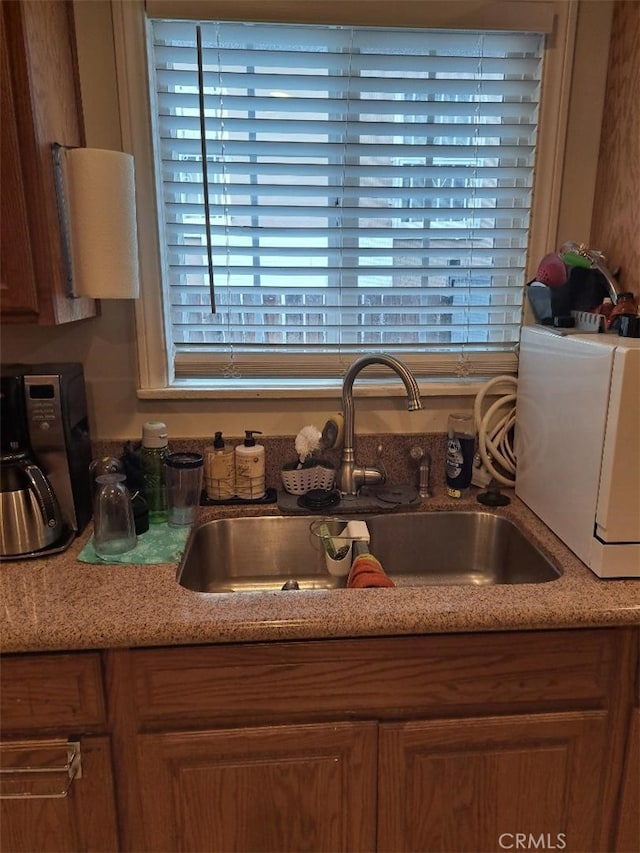 kitchen featuring sink