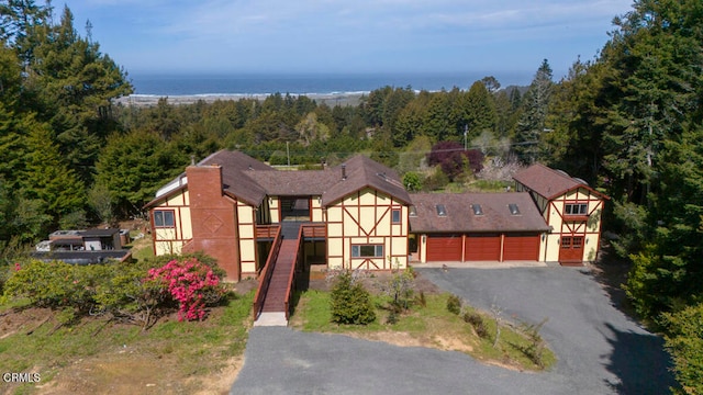 view of front of home featuring a garage