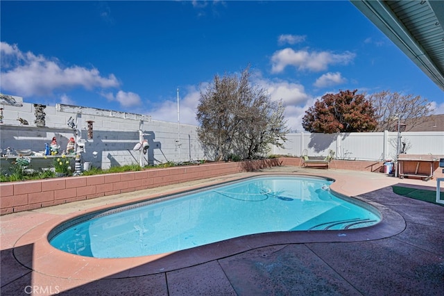 14329 Stone Creek Trl, Hesperia, CA 92344 - view of pool with a patio