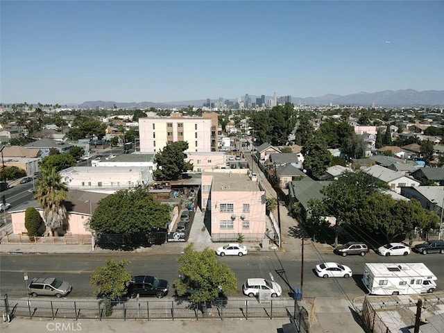 bird's eye view featuring a mountain view