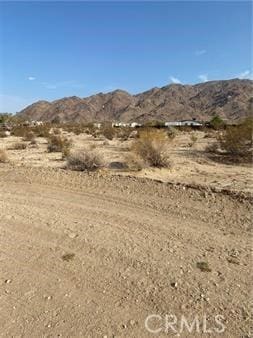 Listing photo 3 for 5814 Sunburst, Joshua Tree CA 92252