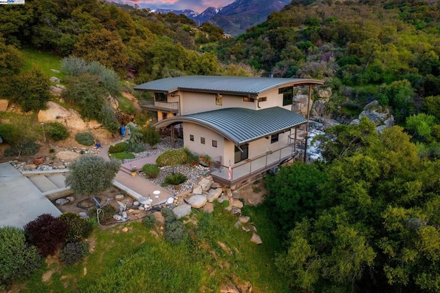 view of aerial view at dusk