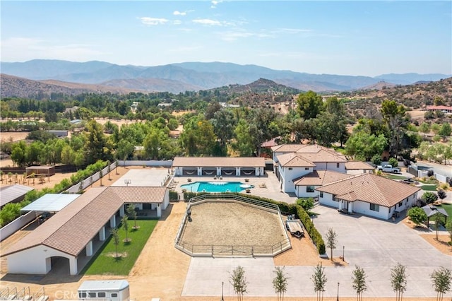 bird's eye view with a mountain view