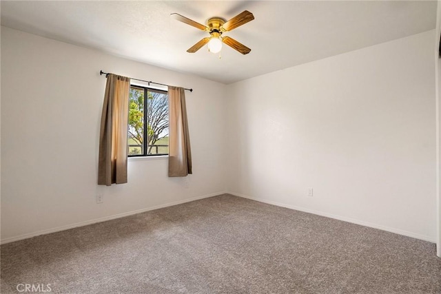 unfurnished room with carpet floors and ceiling fan