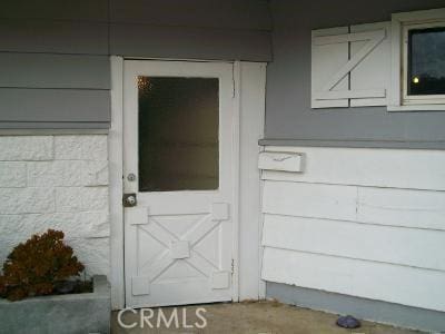 1633 Montgomery Rd, Thousand Oaks, CA 91360 - entrance to property