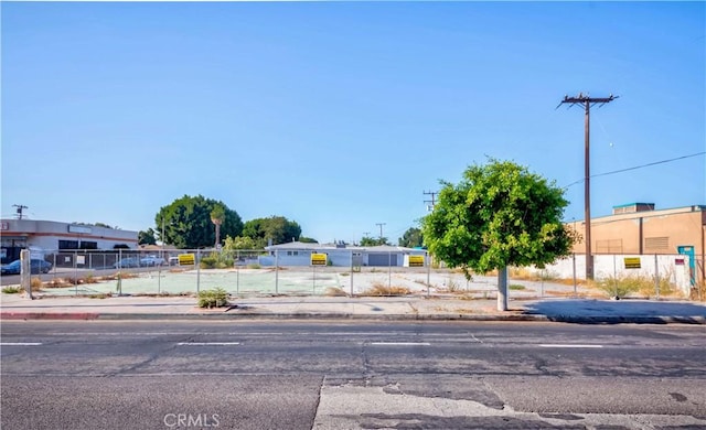 2416 E Alondra Blvd, Compton CA, 90221 land for sale