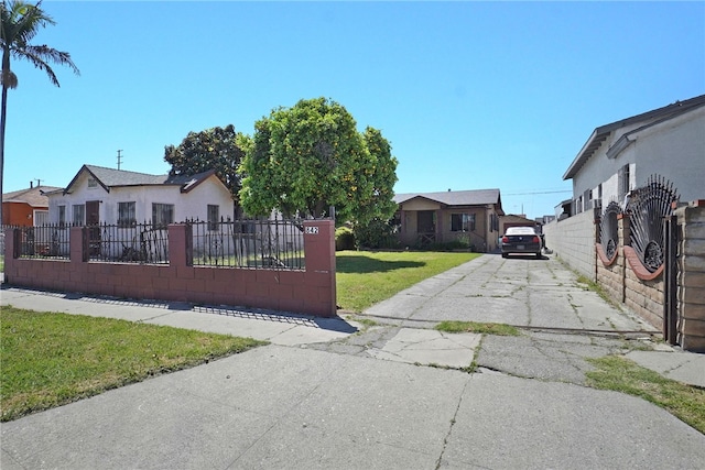 exterior space with a front yard