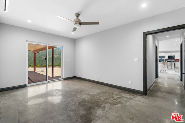 unfurnished room with ceiling fan