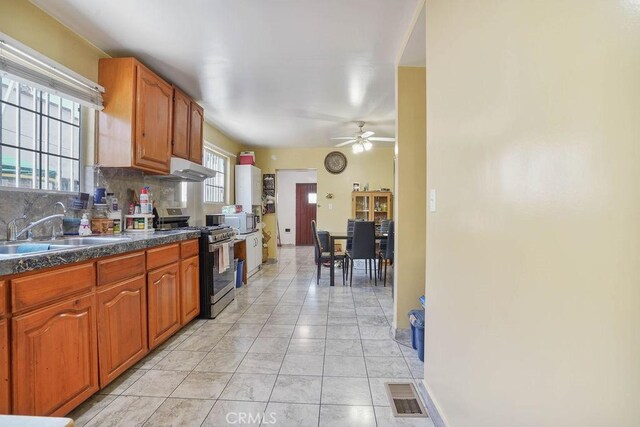 2546 S Bronson Ave, Los Angeles, CA 90018 - photo 10
