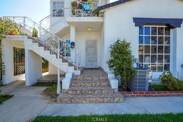 2546 S Bronson Ave, Los Angeles, CA 90018 - photo 3