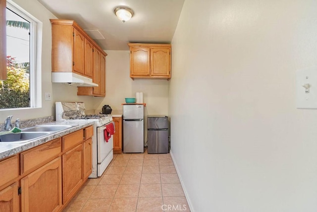 2546 S Bronson Ave, Los Angeles, CA 90018 - photo 16