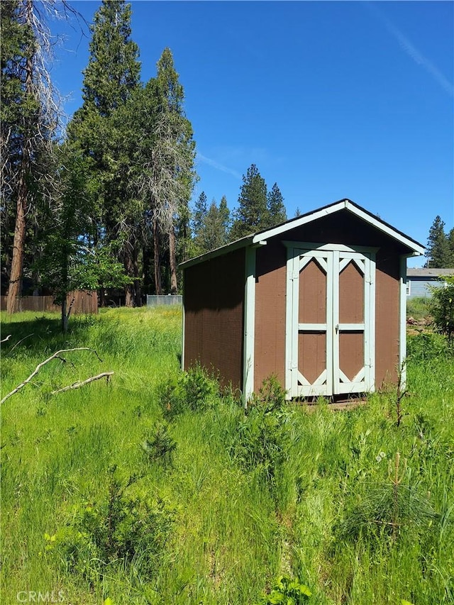 view of outdoor structure