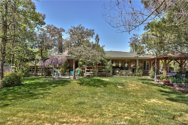 view of yard with a patio