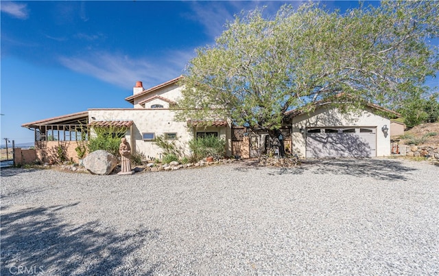 view of front facade with a garage