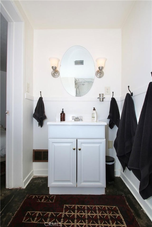 330 Sage Flats Dr, Olancha, CA 93549 - bathroom with visible vents, baseboards, and vanity