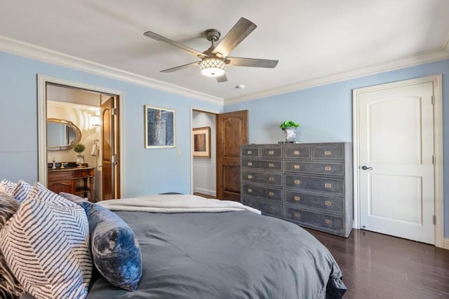 bedroom featuring ceiling fan, dark hardwood / wood-style floors, and crown molding