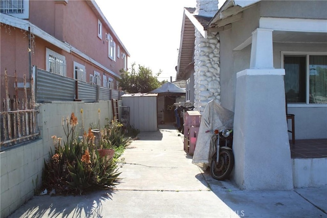 9704 Graham Ave, Los Angeles, CA 90002 - photo 7