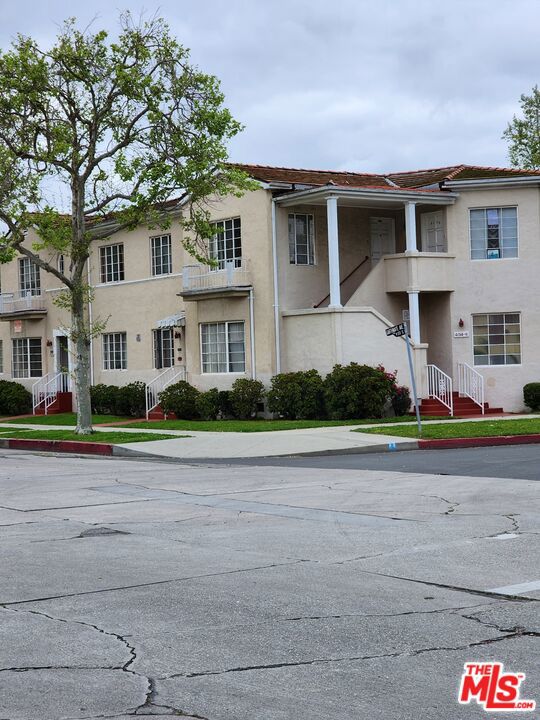 view of building exterior