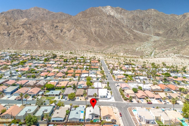 bird's eye view with a mountain view