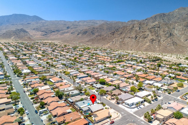 bird's eye view with a mountain view