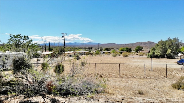 Listing photo 2 for 61956 Mountain View Cir, Joshua Tree CA 92252