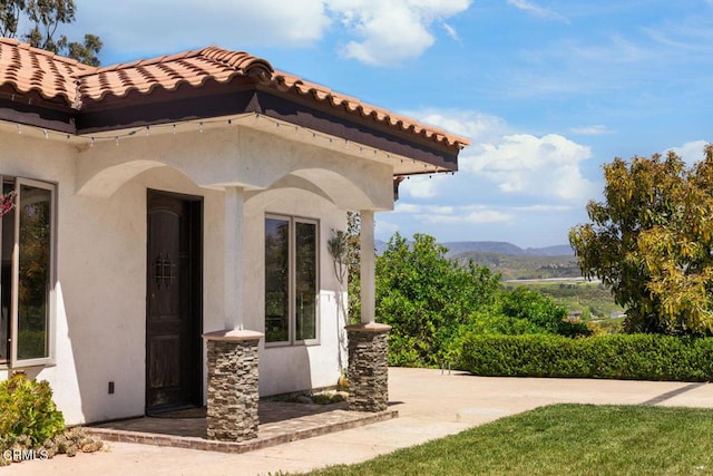 exterior space with a mountain view