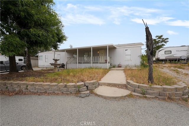 Listing photo 2 for 18420 Decker Rd, Perris CA 92570