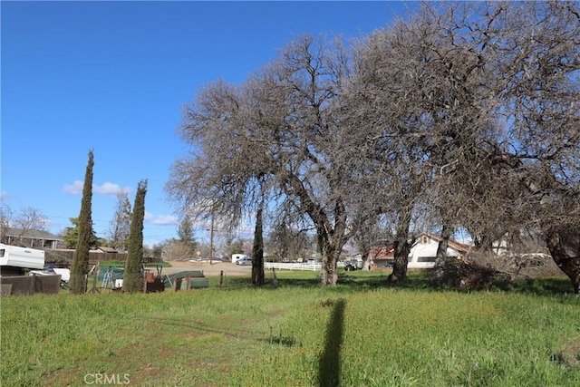 Listing photo 2 for 3395 Emerson St, Clearlake CA 95422