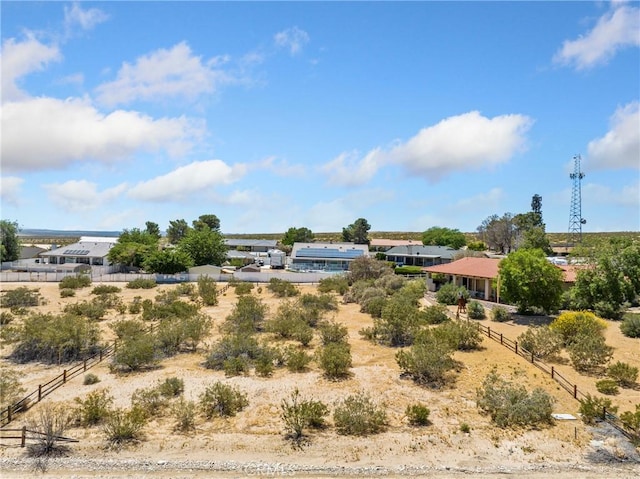 Listing photo 2 for 26830 Red Coach Ln, Helendale CA 92342