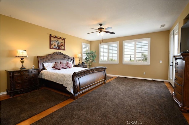 bedroom featuring carpet flooring and ceiling fan