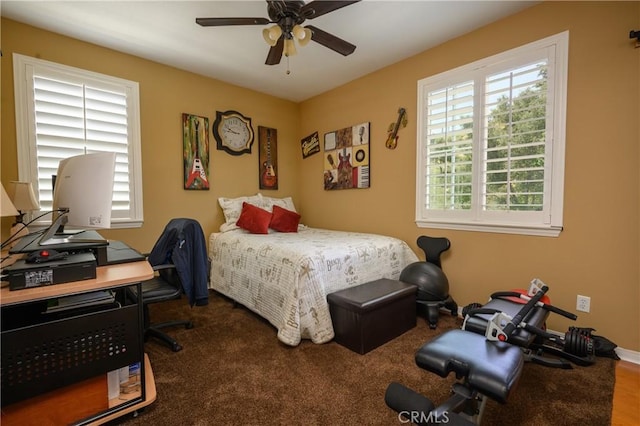 bedroom with ceiling fan