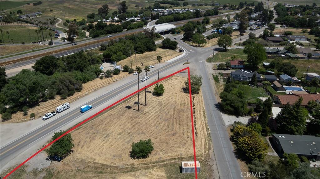 742 Bell St, Los Alamos, CA 93440
