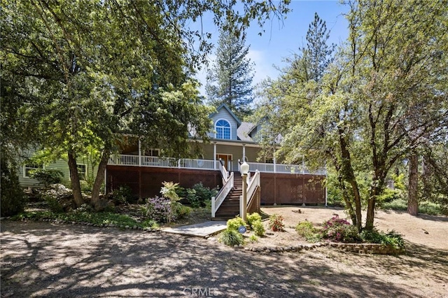 view of front of property with covered porch