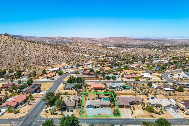 bird's eye view featuring a mountain view