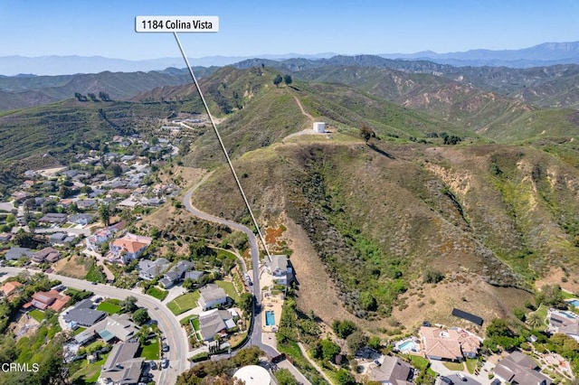 bird's eye view featuring a mountain view