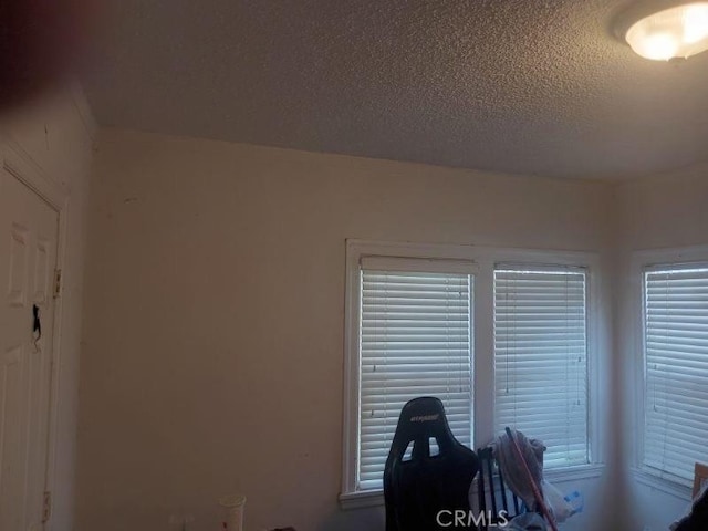 2123 High St, Oakland, CA 94601 - unfurnished office with a textured ceiling