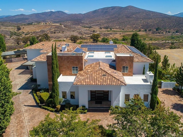 drone / aerial view featuring a mountain view