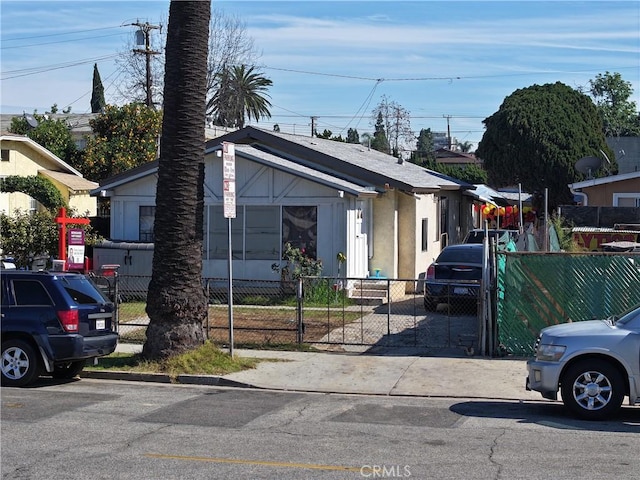 7108 Albany St, Huntington Park, CA 90255 - view of bungalow-style home